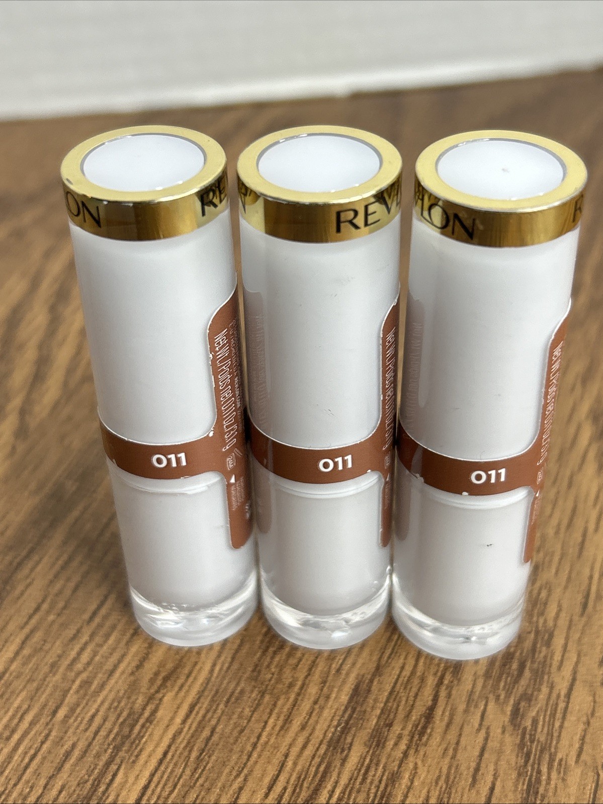 3 NEW SEALED Revlon Super Lustrous Glass Shine Lipstick – SPARKLING HONEY 011