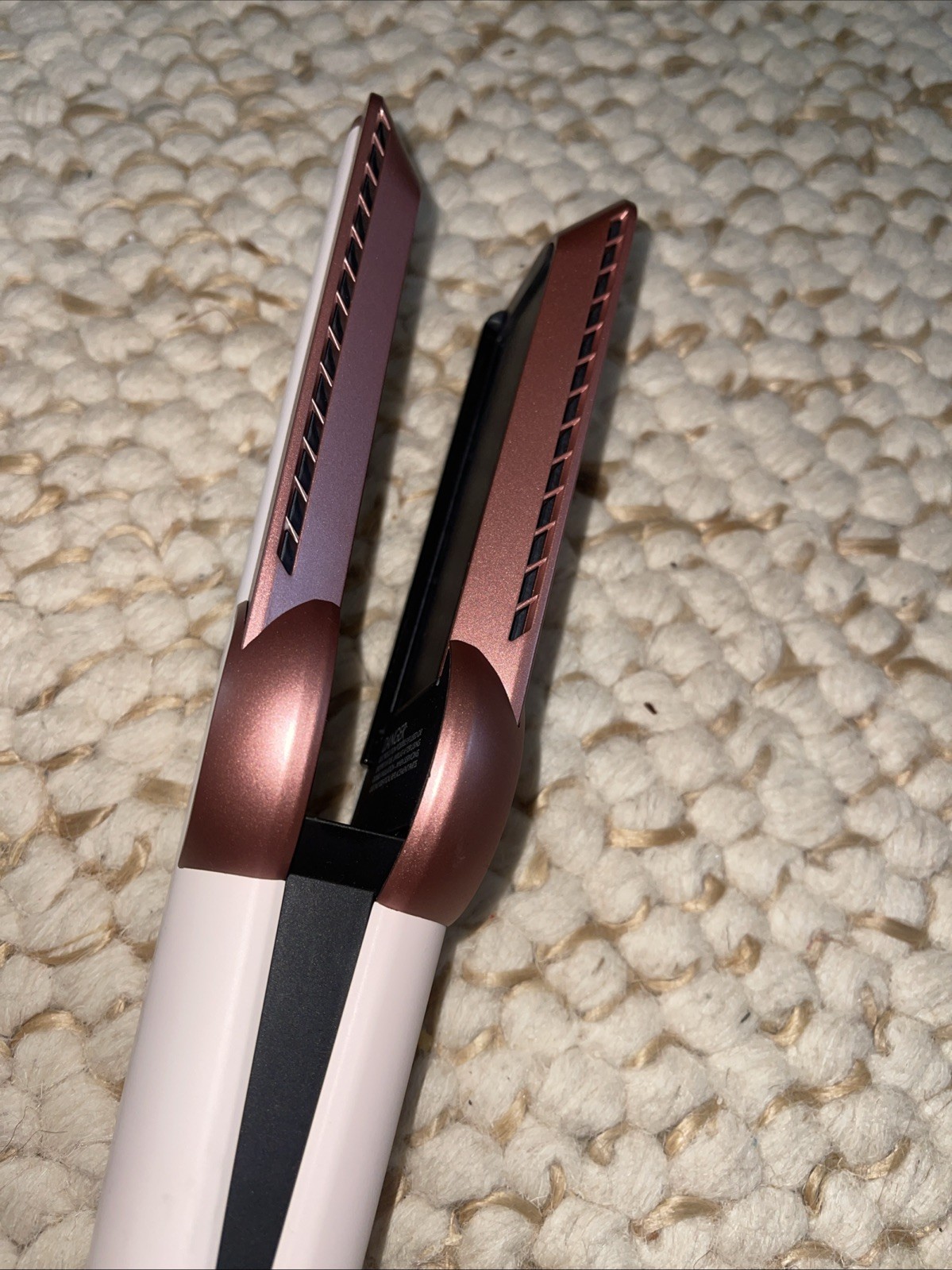 Dyson Airstrait Straightener – Straightens as It Dries W/Air – Ceramic Pink, New