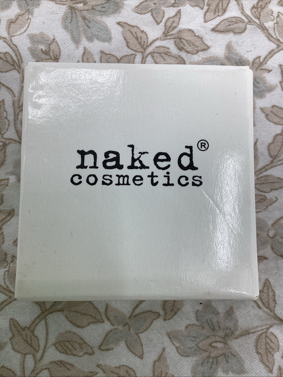 B. Set of 2 Naked Cosmetics Pressed Pigments Eye Shadow in #05 Mother Nature