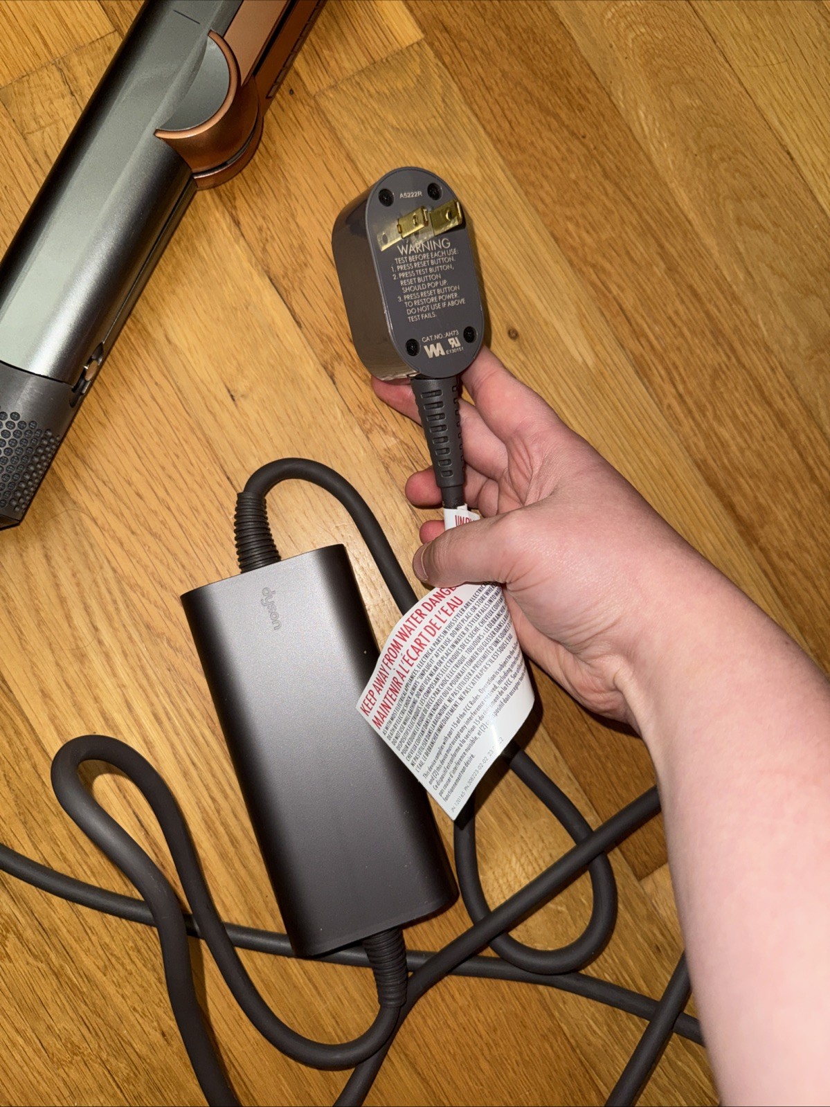 Dyson Airstrait Straightener – Nickel/Copper