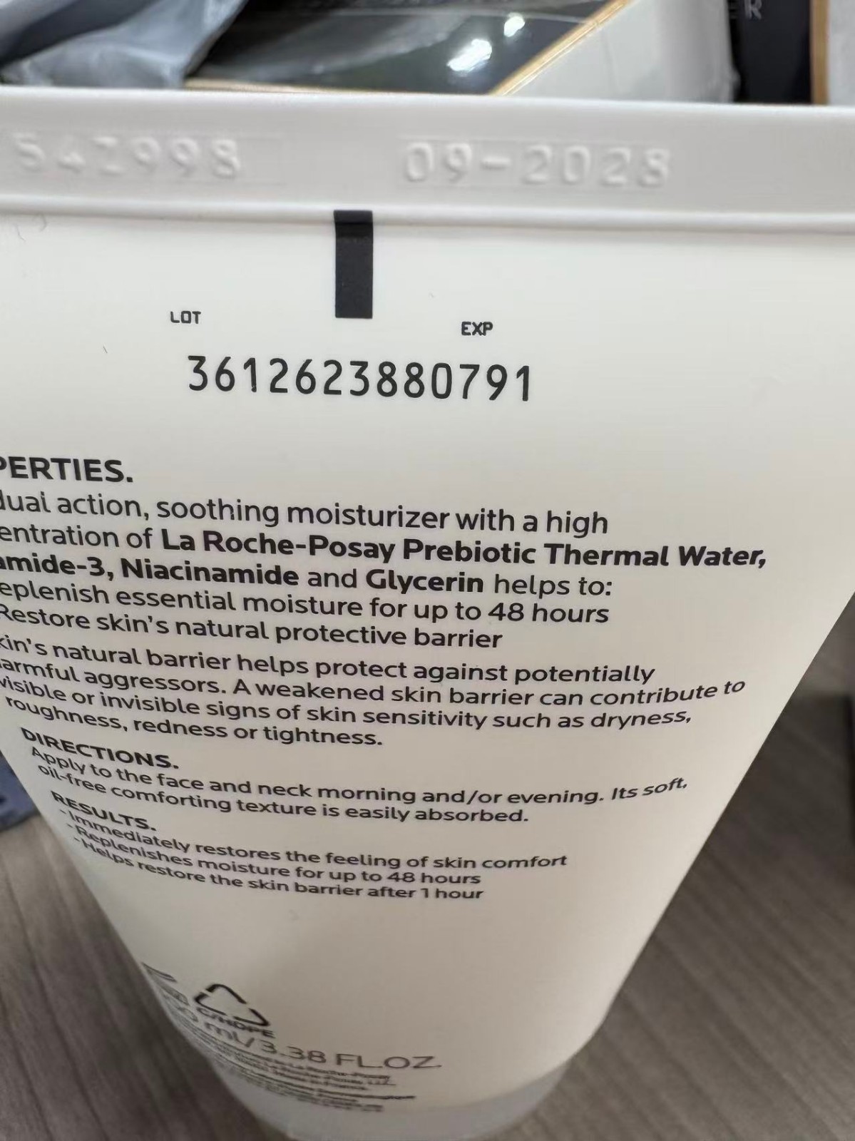 ‘La-Roche-Posay’ Toleriane Double Repair Face Moisturizer 3.38oz/100ml Exp.2027