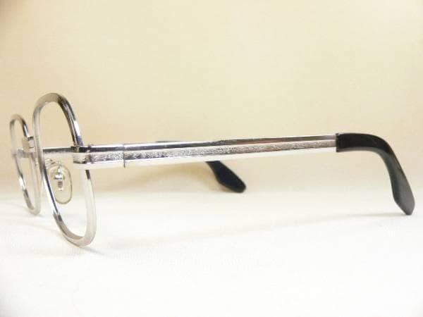 American Optical Silver Eyeglasses 52□18-135 Made in United Kingdom