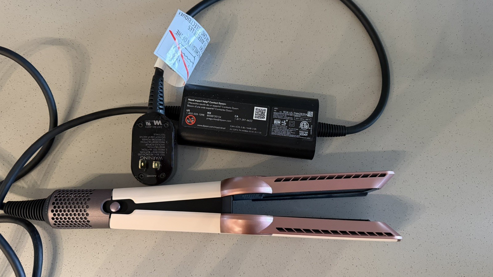 Dyson Airstrait Hair Straightener Pink/Rose Gold -HT01 Great Condition