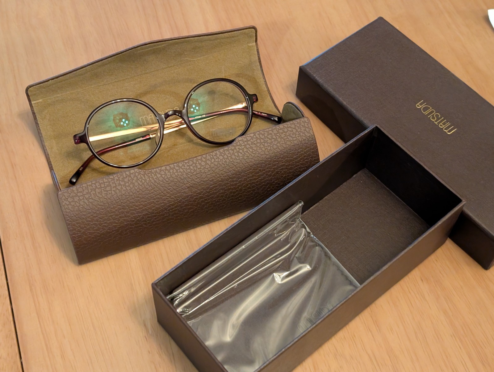 Matsuda M2033 Round Optical | Bordeaux | 47-20-145 – Bordeaux / 47-20-145