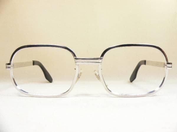 American Optical Silver Eyeglasses 52□18-135 Made in United Kingdom