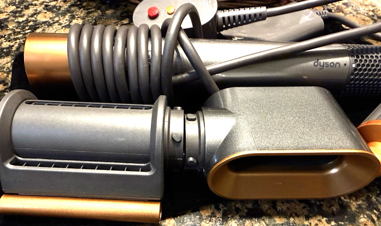 Dyson Airwrap Multistyler – Nickel/Copper