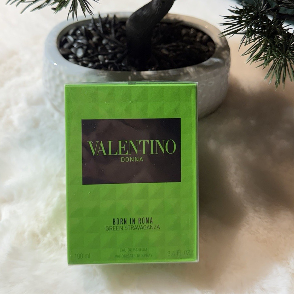Valentino Donna Born in Roma Green Stravaganza Eau de Parfum Spray, 3.4 fl oz