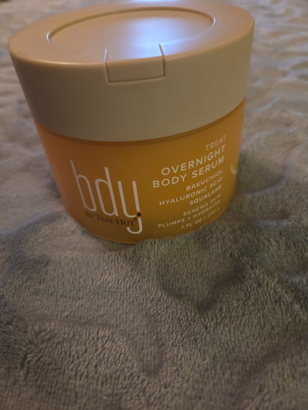 Body By Tree hut- Overnight Body Serum – Renews Skin Plumps + Hydrates -7 Fl Oz