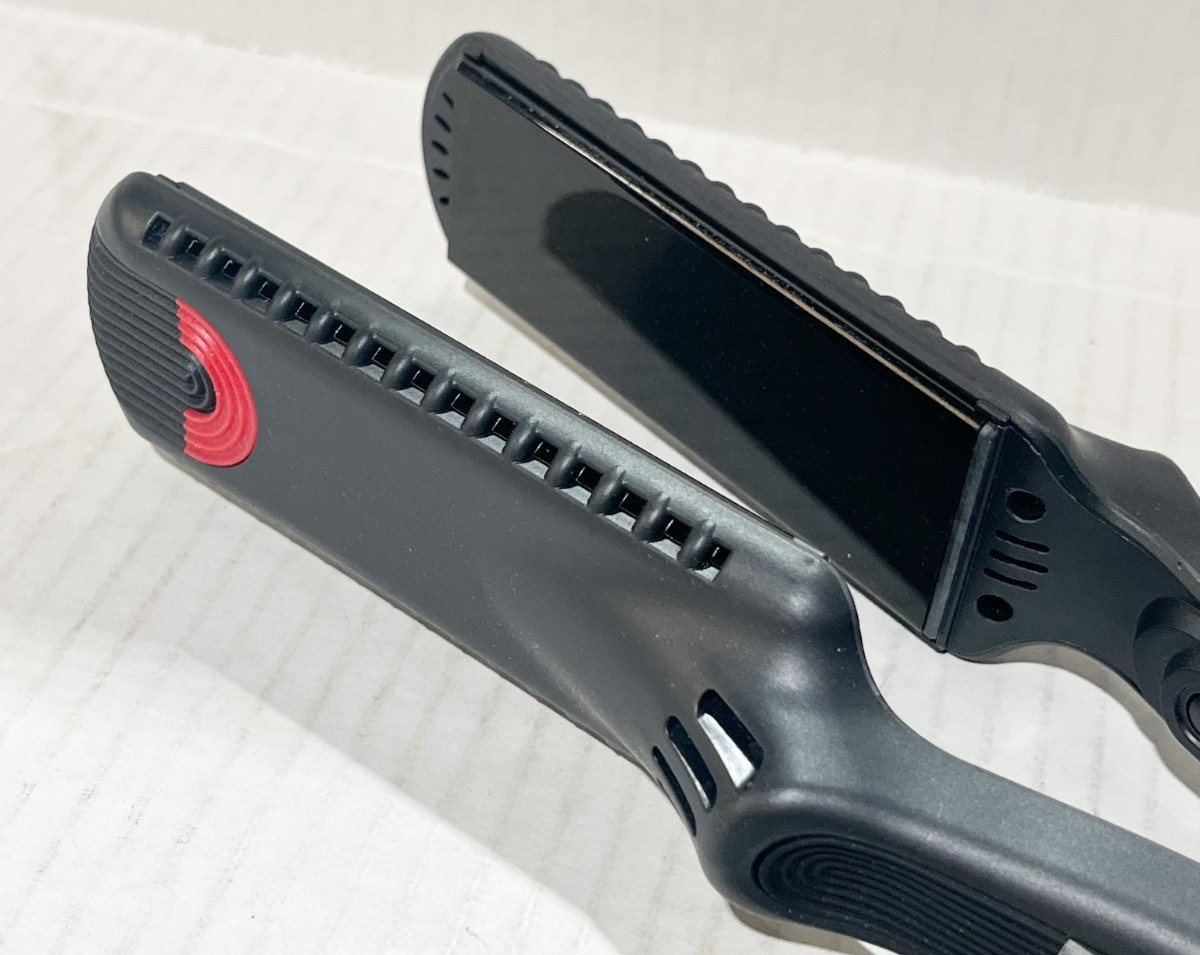CROC Professional Premium Infrared 1.5” Flat Hair Iron Straightening Digital