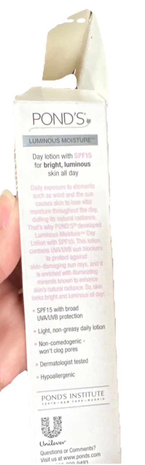 Pond’s Luminous Moisture Day Lotion SPF 15 Broad Spectrum 1.7 fl oz