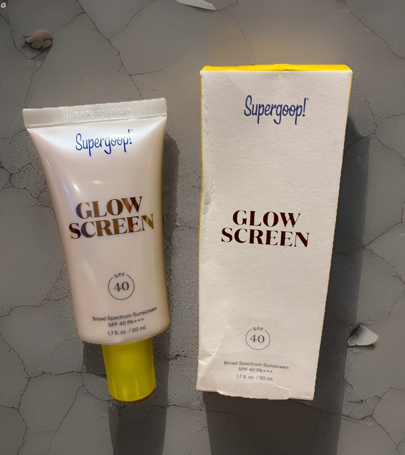 SUPERGOOP Glow Screen SPF 40 (sunrise) 1.7 oz Exp. 01/2025