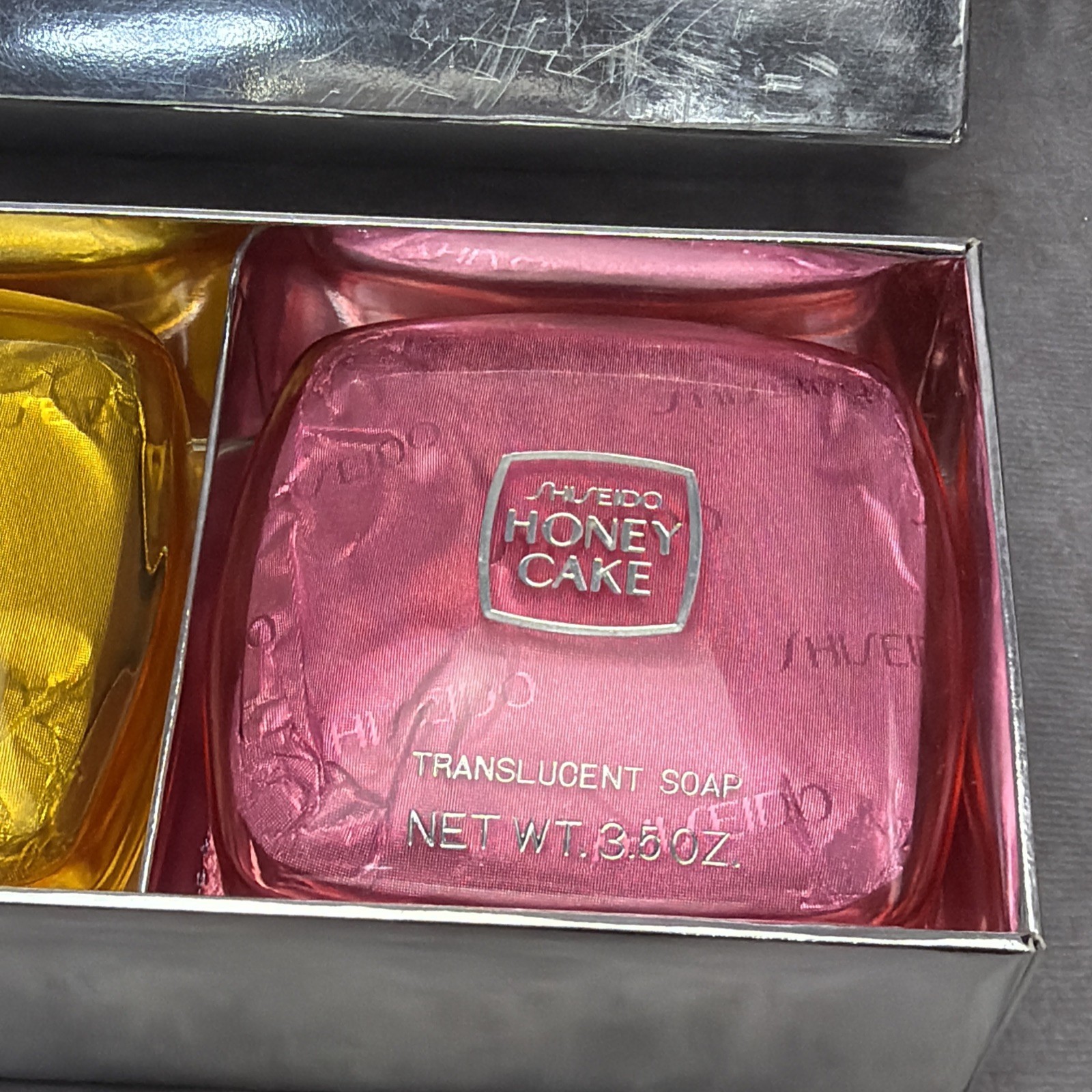 SHISEIDO HONEY CAKE TRANSLUCENT SOAP SET OF THREE New NIB Box Set B14