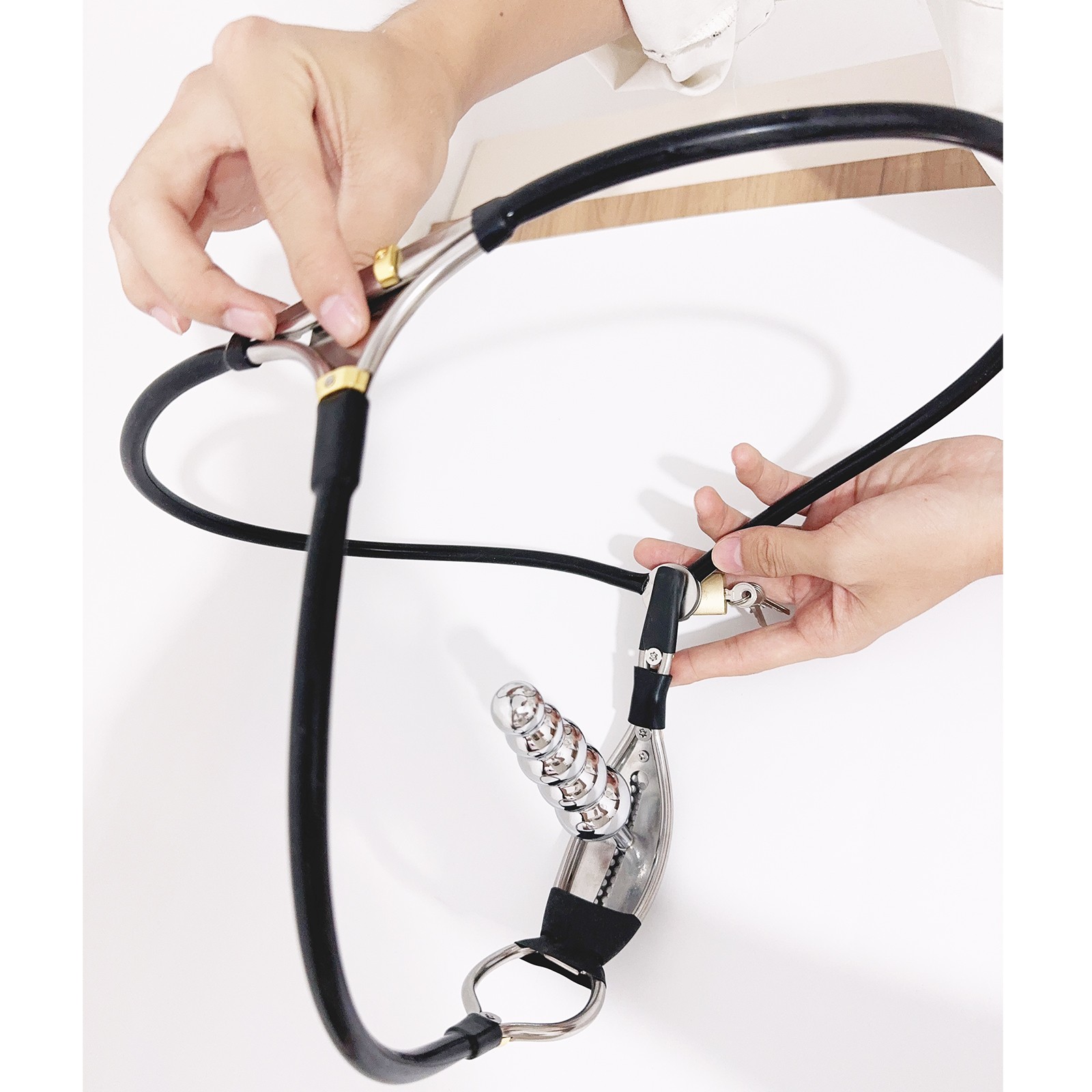 Stainless Steel Chastity Belt Invisible Lockable With Vaginal Plug For Female
