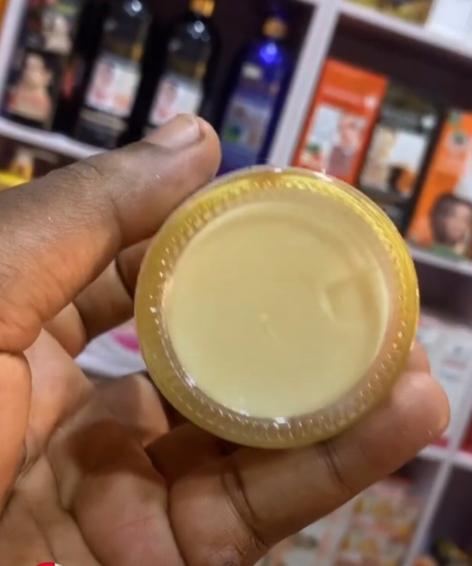 Authentic Golden Face Cream with Vit E & sunscreen (Buyer Beware of Fake)