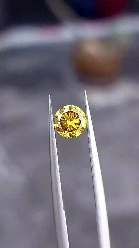 Loose 2 Ct Round Cut Lab Grown CVD Diamond Natural Yellow Color VVS1 Certified