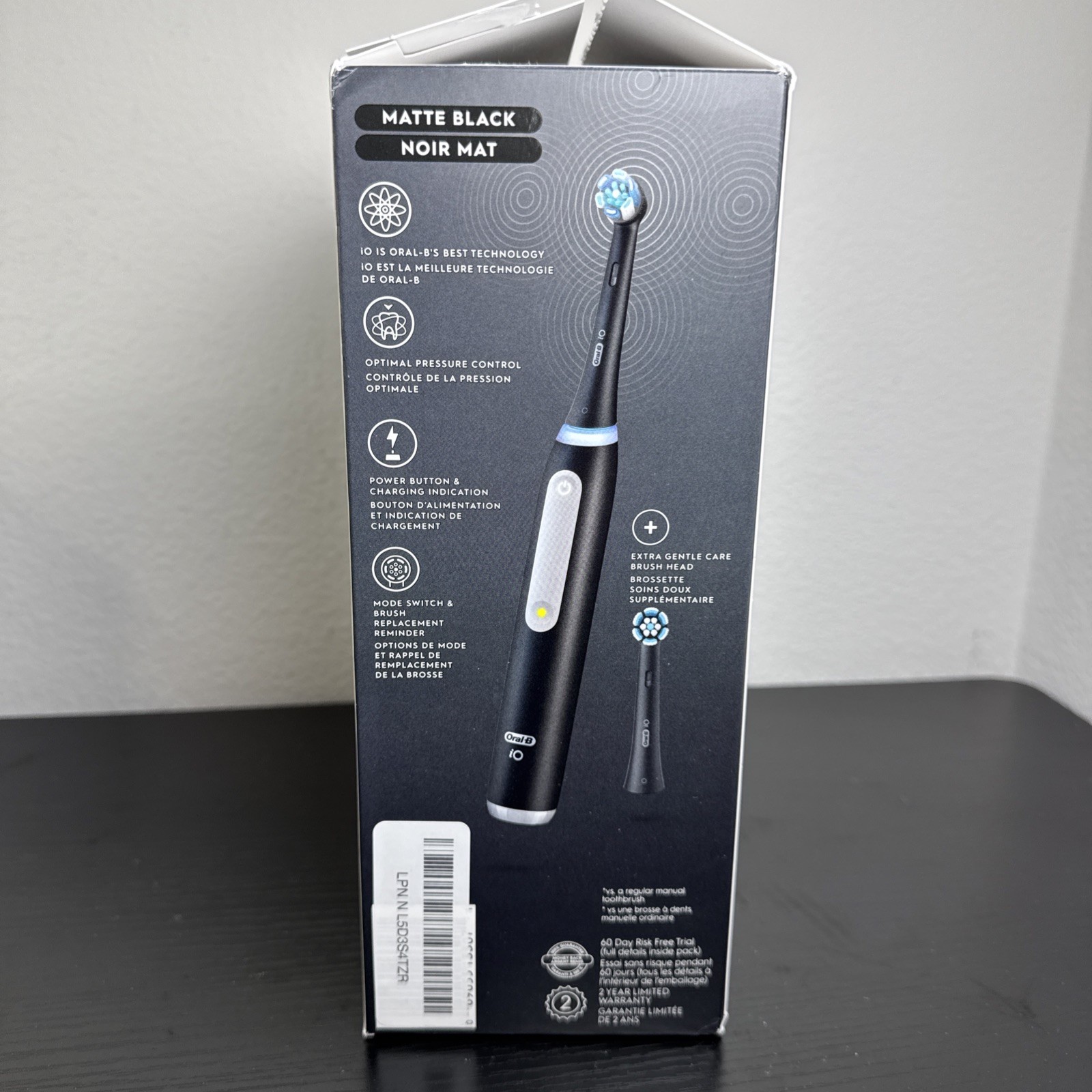 Oral-B iO Series 3 Limited Electric Toothbrush Black w/ 2 Brush Heads Open Box
