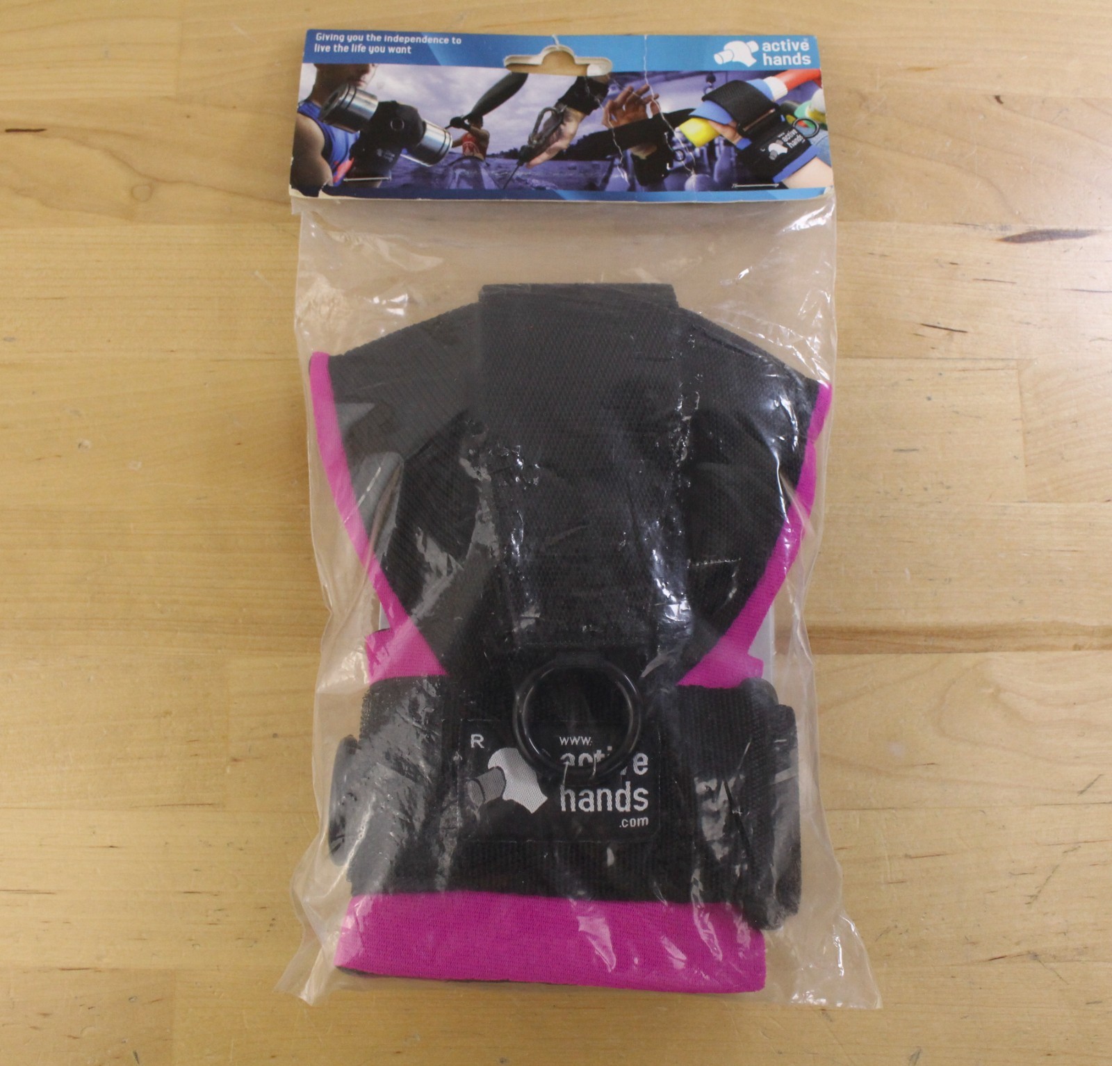 Active Hands Limb Difference Gripping Aid | Standard Size For Right Hand | Pink