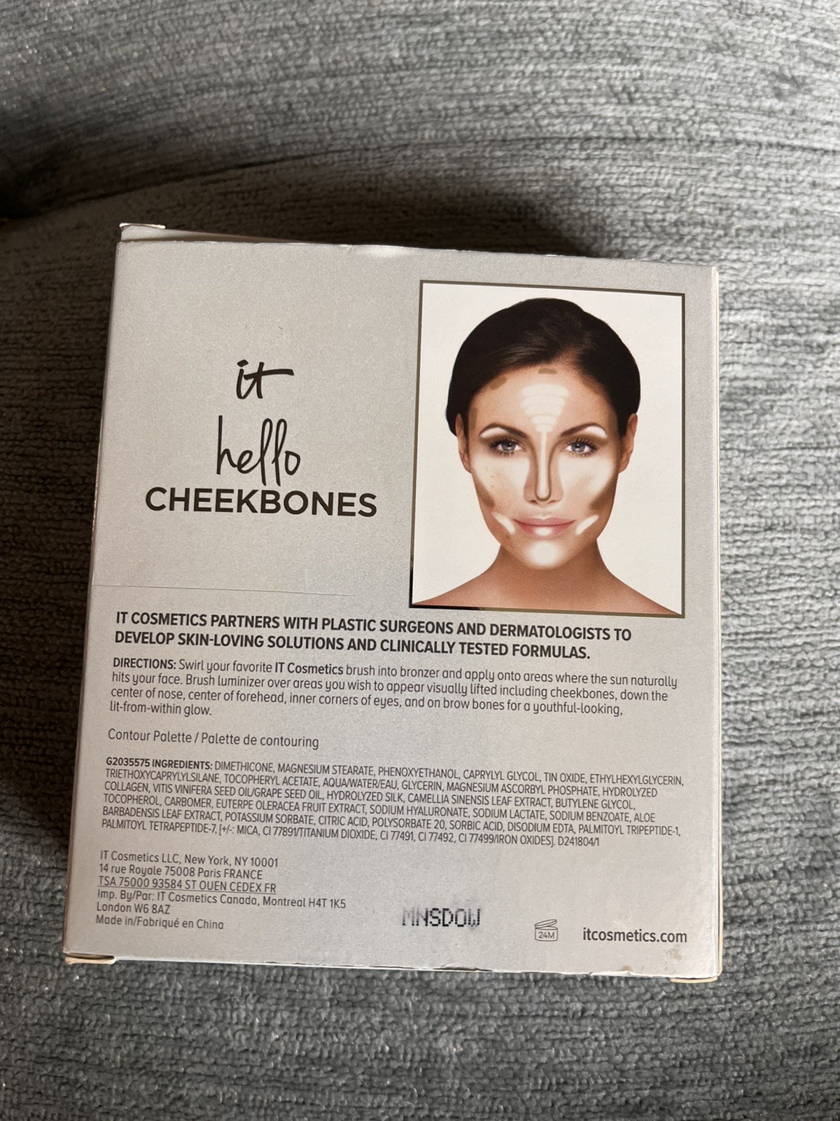 IT COSMETICS HELLO CHEEKBONES MATTE BRONZER & HIGHLIGHTER CONTOURING DUO BOXED