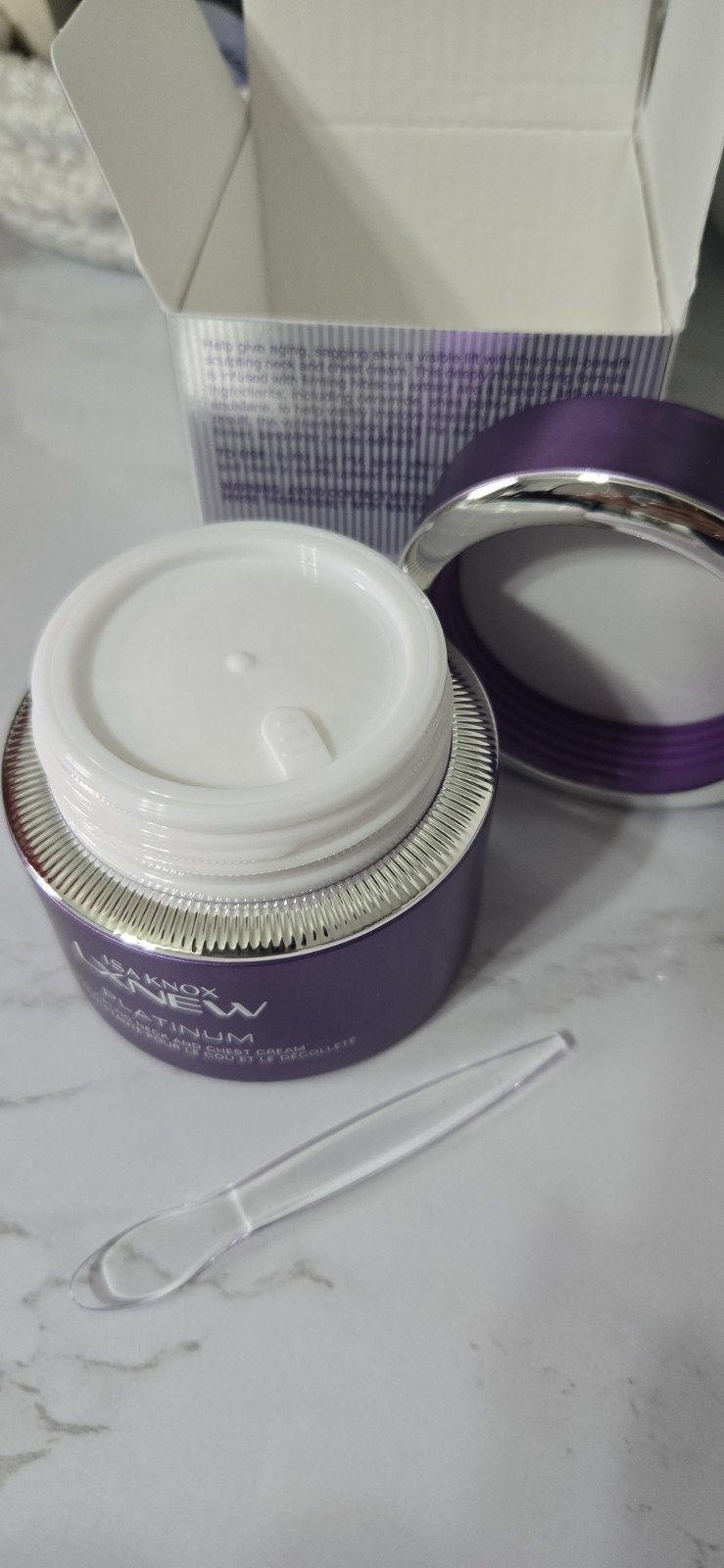 AVON ISA KNOX LXNEW Platinum Sculpting Night Cream 1.69 oz – NEW