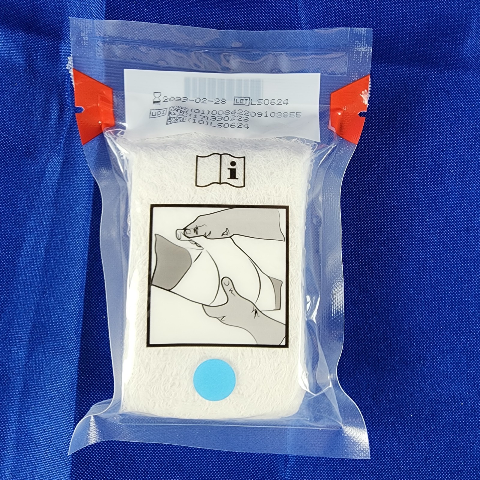 ETD ABD Emergency Trauma Dressing 6x12x12x70 – Includes Pack of Compressed Gauze