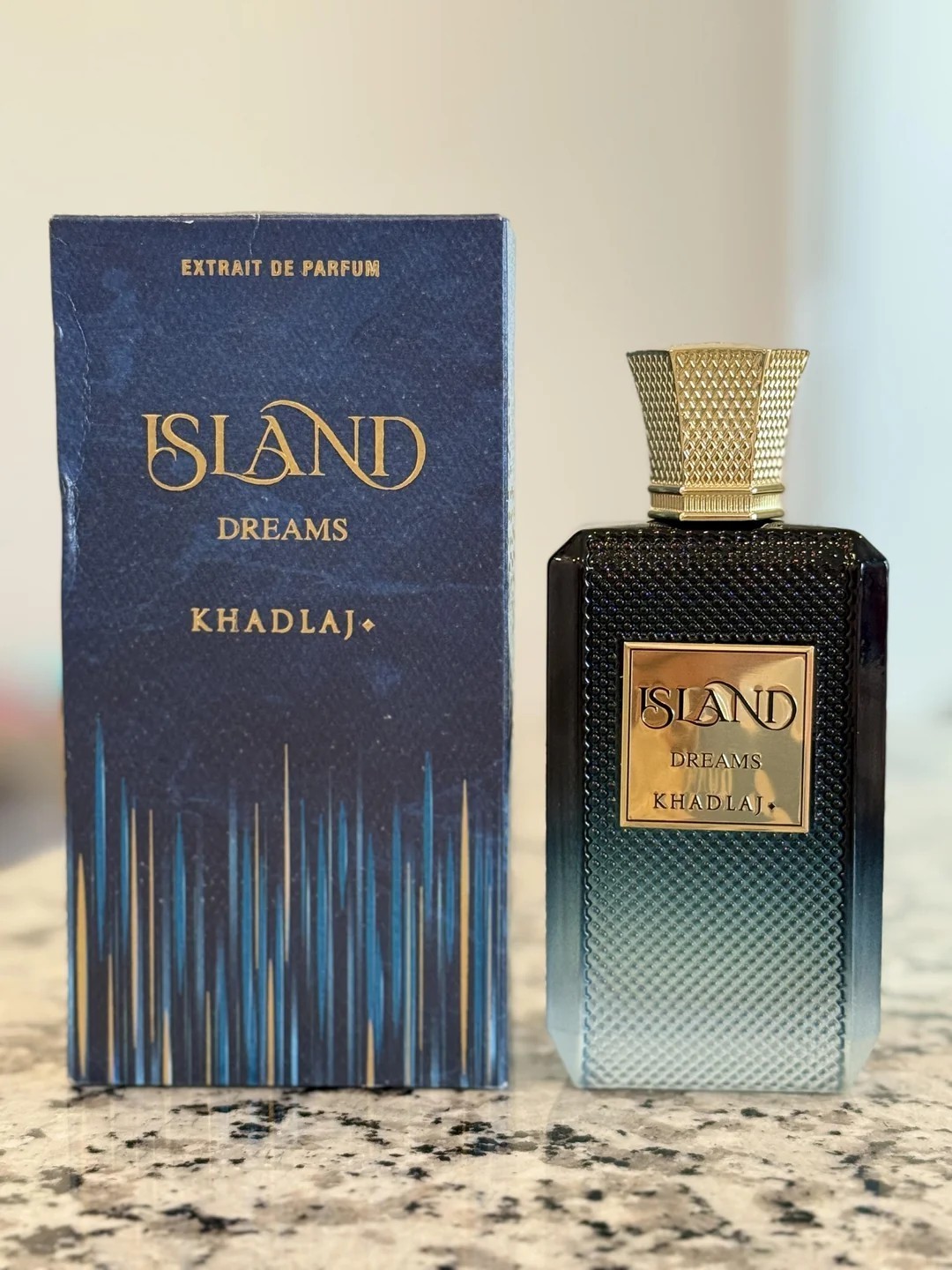 Island Dreams – Fruity, Floral, Woody, Musky Long-Lasting Fragrance for Unisex