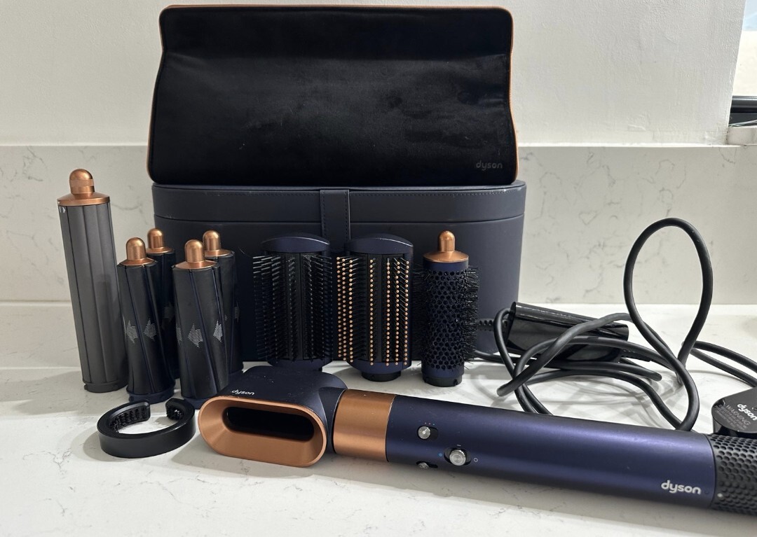 Dyson Airwrap 1.6 in Multi-Styler Complete Long – Blue