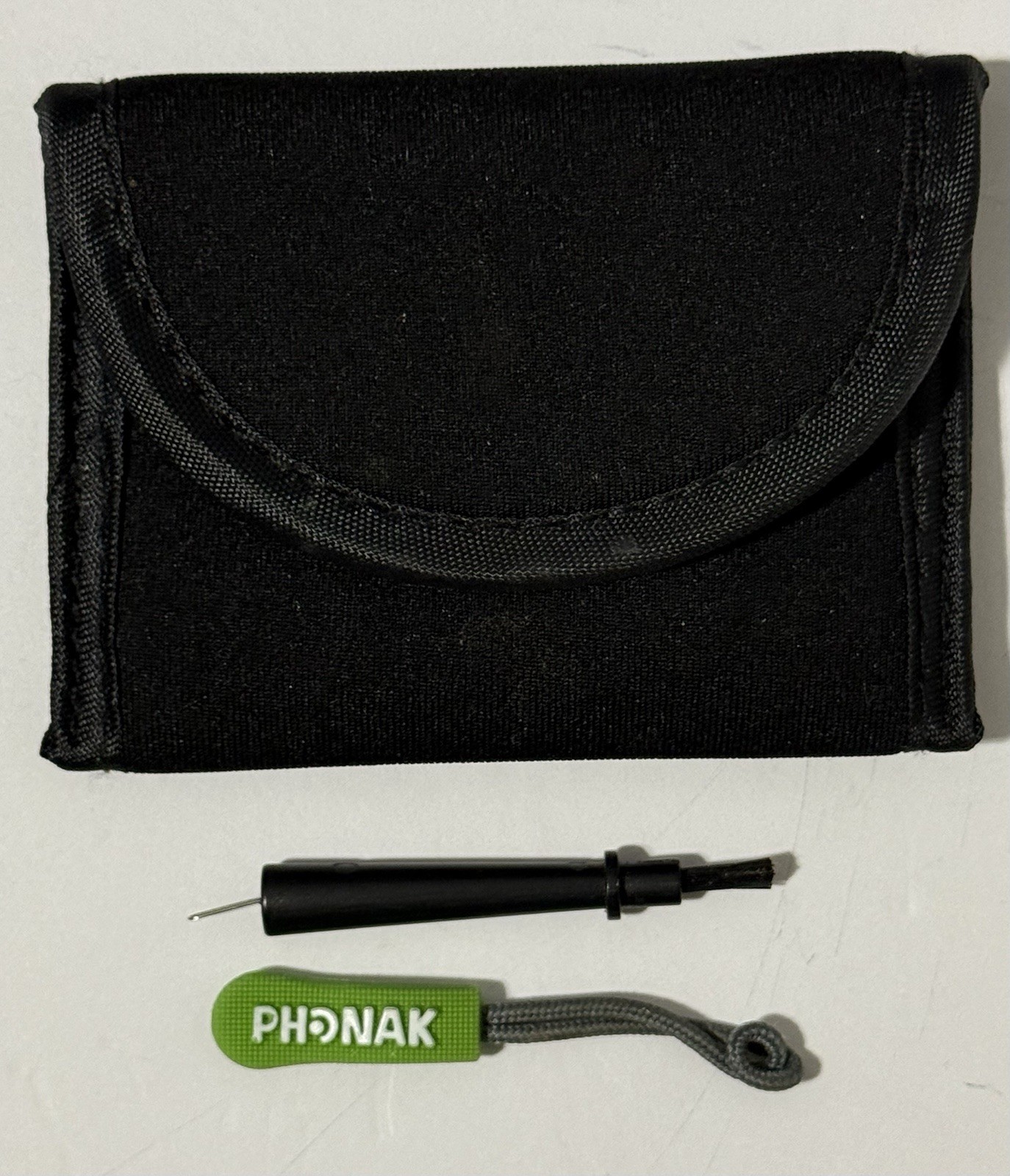 PHONAK HEARING AIDS ZIP OPEN CARRY CASE & CERUSHIELD DISK V2.0 098-0445 BUNDLE