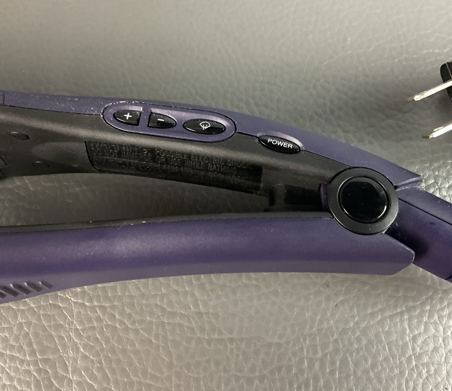Remington Wet 2 Straight Flat Iron Wide Plate 2″ Purple S8001 Hair Straightener