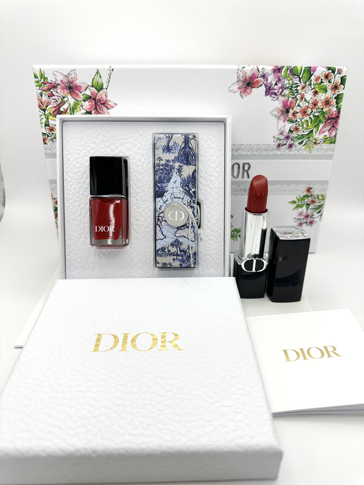 Dior Rouge Gift Set 4 Pcs (1 Full Size Lipsticks 999 , Lipstick Holder, Nail)