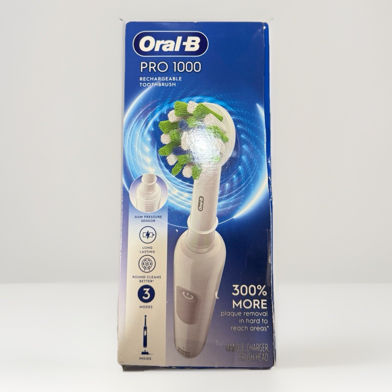 Oral B Pro 1000 White Electric Toothbrush New In Box