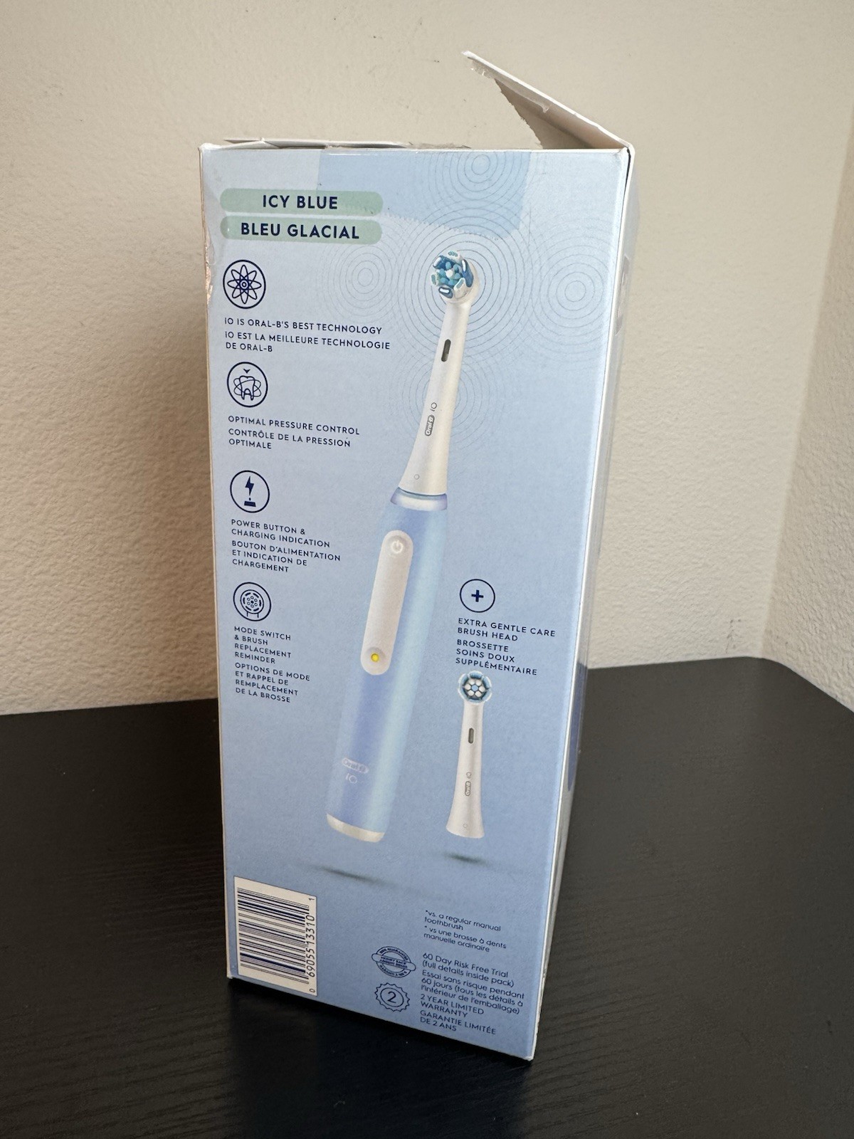 Oral-B iO Deep Clean Electric Toothbrush – Icy Blue, 2 Brush Heads, Travel Case