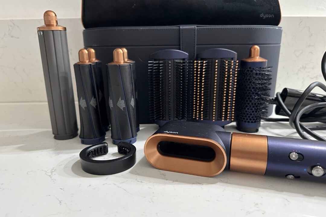 Dyson Airwrap 1.6 in Multi-Styler Complete Long – Blue