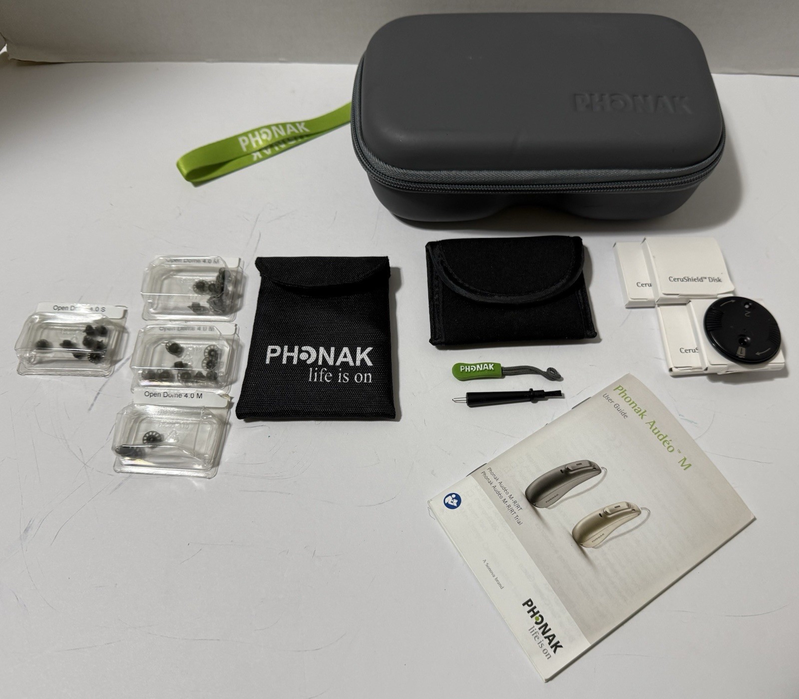 PHONAK HEARING AIDS ZIP OPEN CARRY CASE & CERUSHIELD DISK V2.0 098-0445 BUNDLE