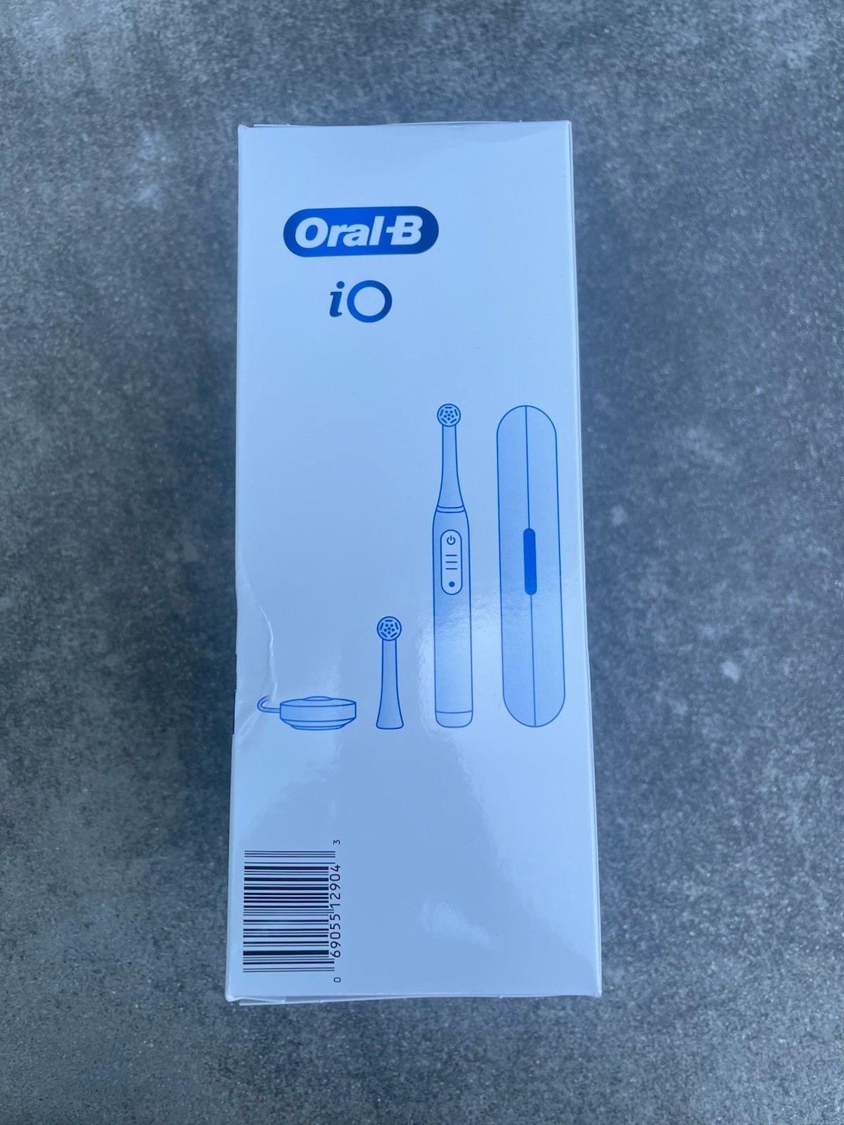 Oral-B iO Series 9 Electric Toothbrush White Charger & 2 Heads + Travel Case NEW