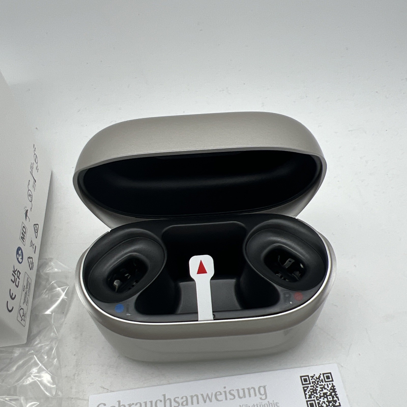 Phonak ChargerGo RIC Infinio. Comes with Power Cord & Wall Adaptor. New In Box.