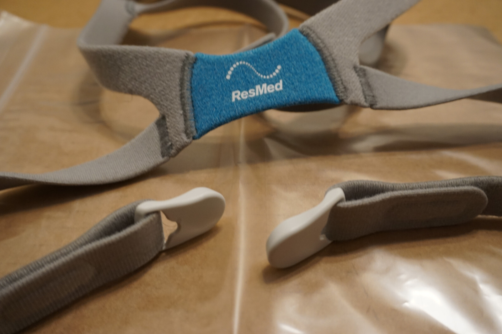 ResMed Airfit F30 Replacement Headgear Standard size with 2 Clips NEW, Free Ship