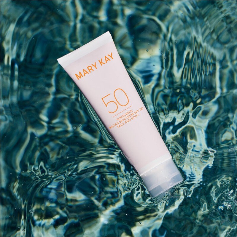 Mary Kay Sunscreen Broad Spectrum SPF 50 4 Fl Oz exp. 05/2027