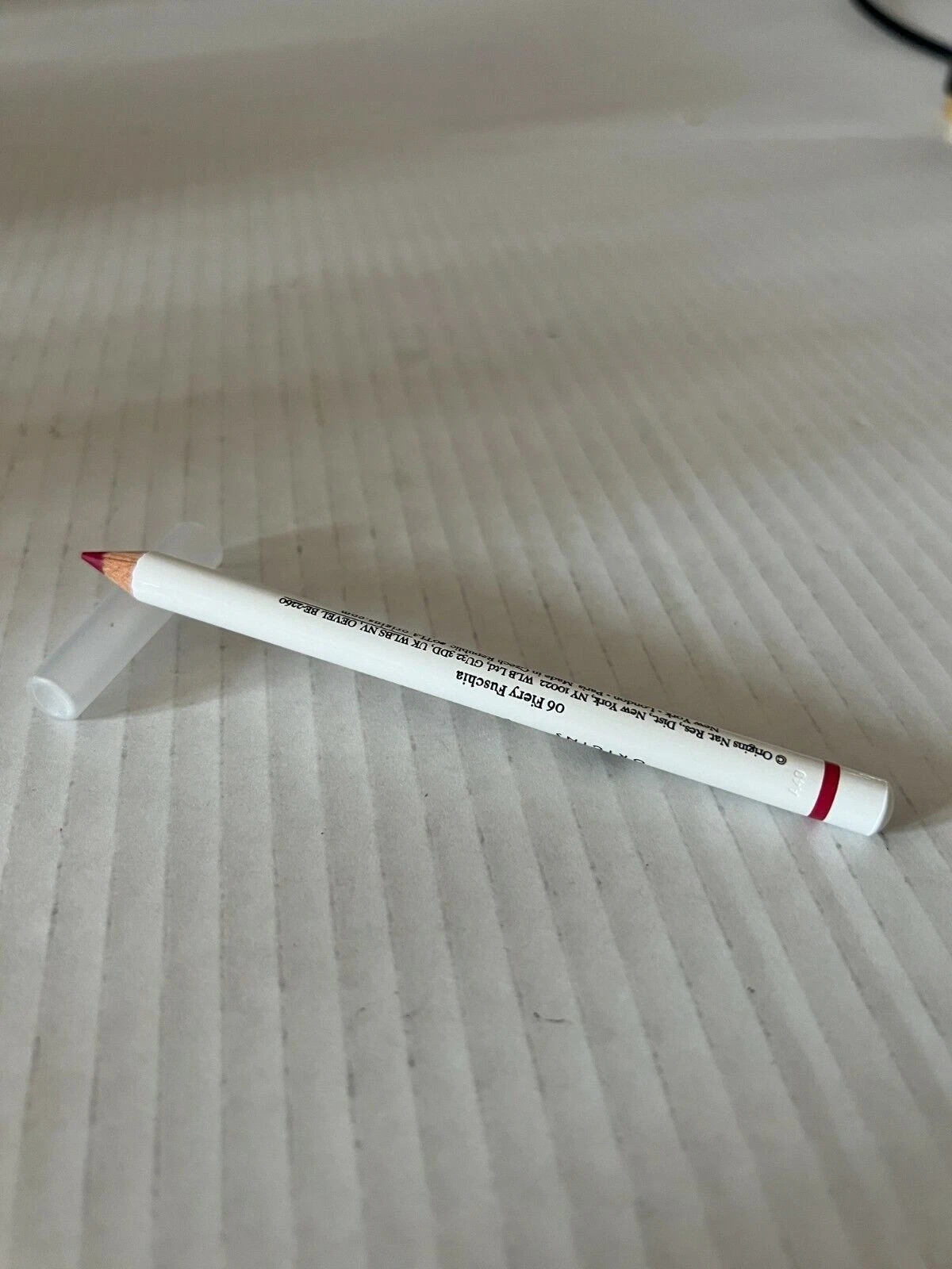 ORIGINS LIP DEFINING LINER PENCIL .04 OZ / 1.14 G FULL SIZE RARE-NEW IN BOX