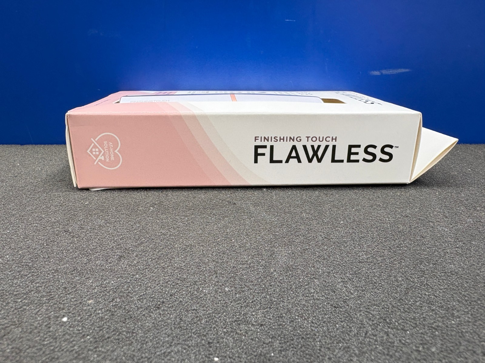 New Finishing Touch Flawless Brows Eyebrow Hair Remover Electric Razor/Pain Free