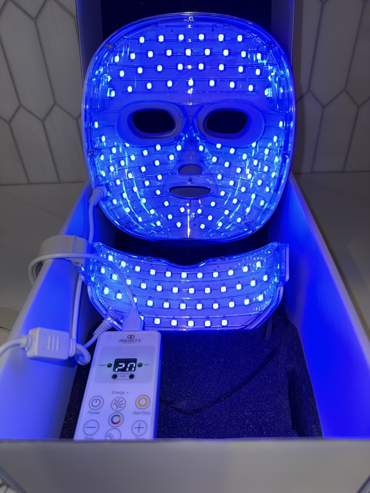 Project E Beauty Photon Mask – LED Therapy – Skin Rejuvenation – Face & Neck