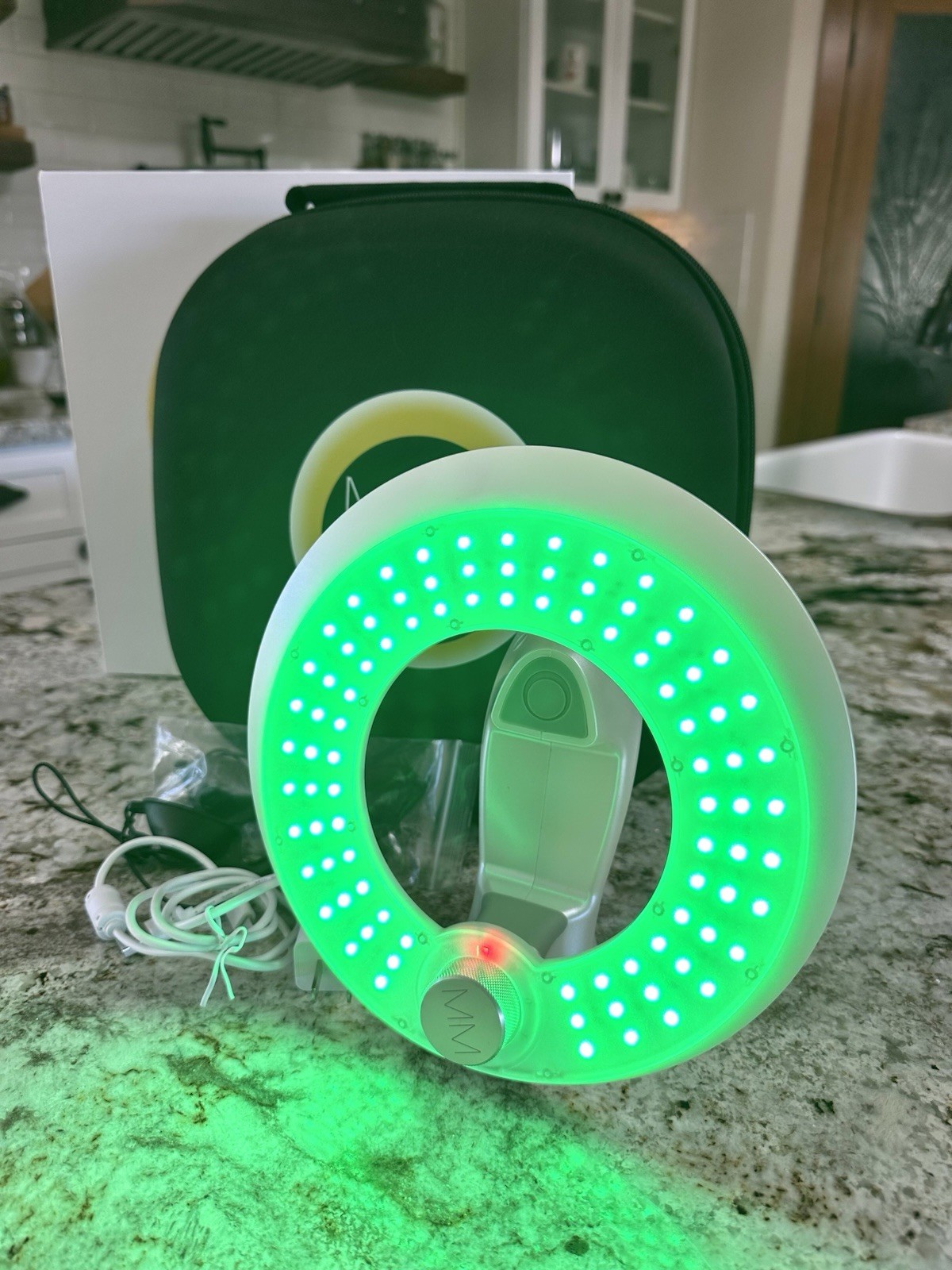 MM Skincare MMSPHERE 2GO Portable Rechargeable LED Therapy for Face/Neck