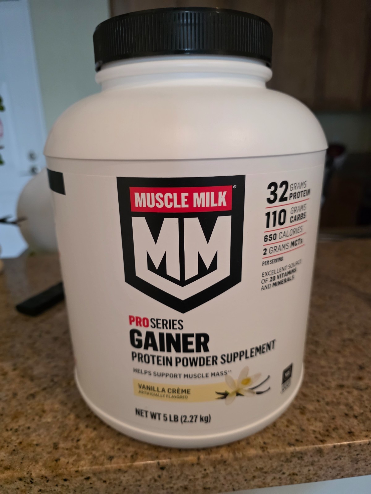 Muscle Milk Gainer Protein Powder, Vanilla Creme, 32g Protein, 5 Pound exp 7/27