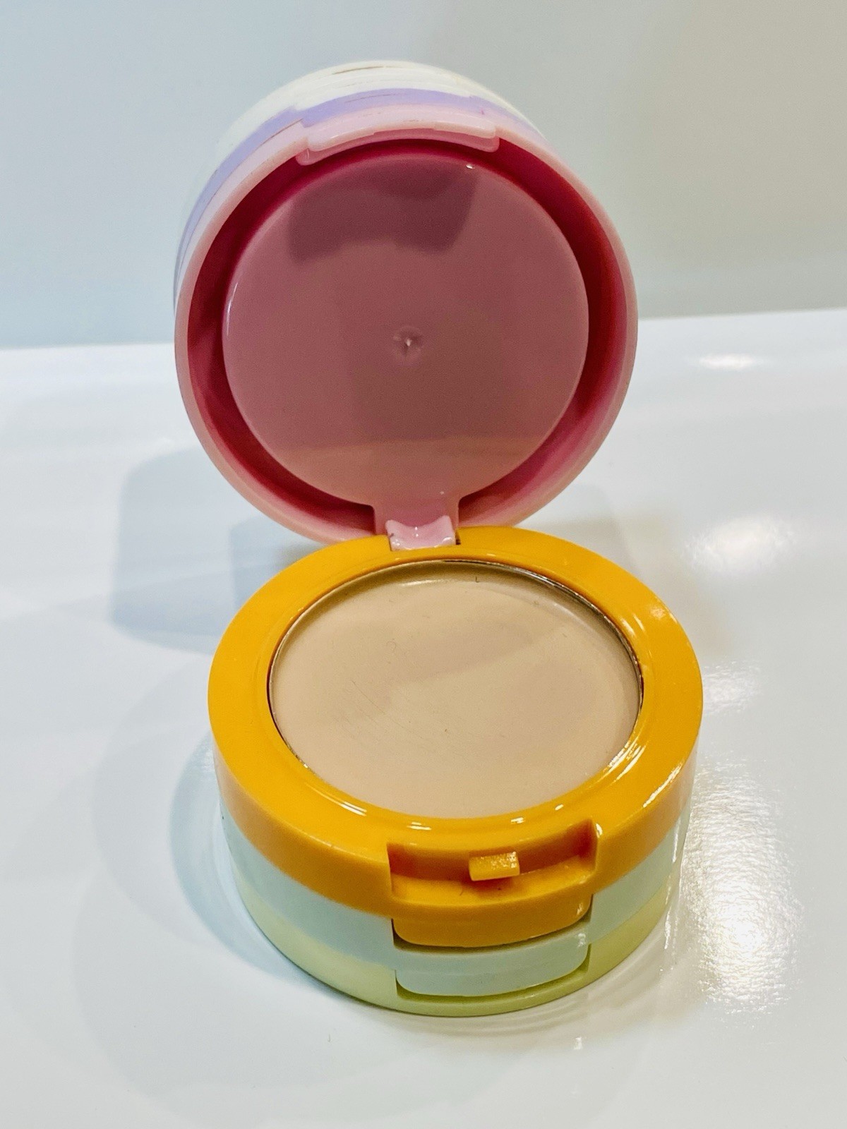 NEW RARE SOLD OUT ELLEN TRACY COLOR CORRECTING CONCEALER STACK 1.14 OZ
