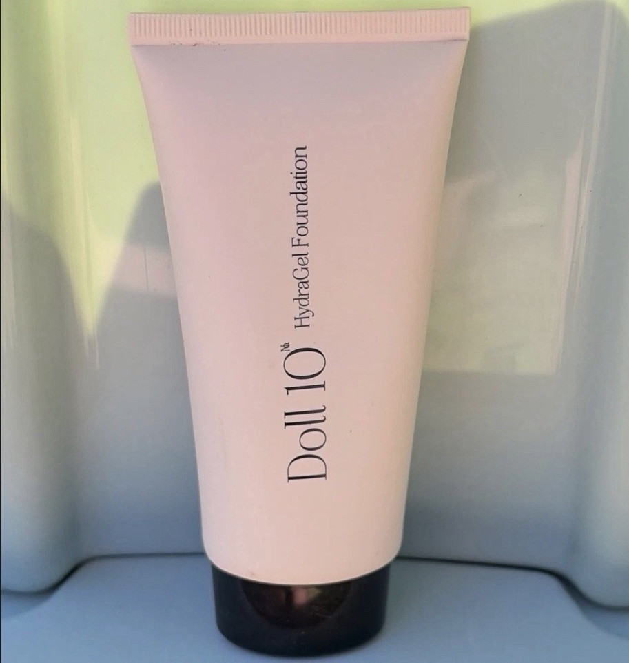 Doll 10 HydraGel Foundation Makeup, Medium Shade, 2 fl oz, 12M PAO