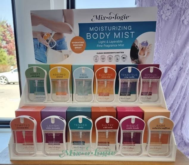 Brand New Lot Of 5 Mixologie Moisturizing Body Mist Spray Fragrance 5.5 fl oz