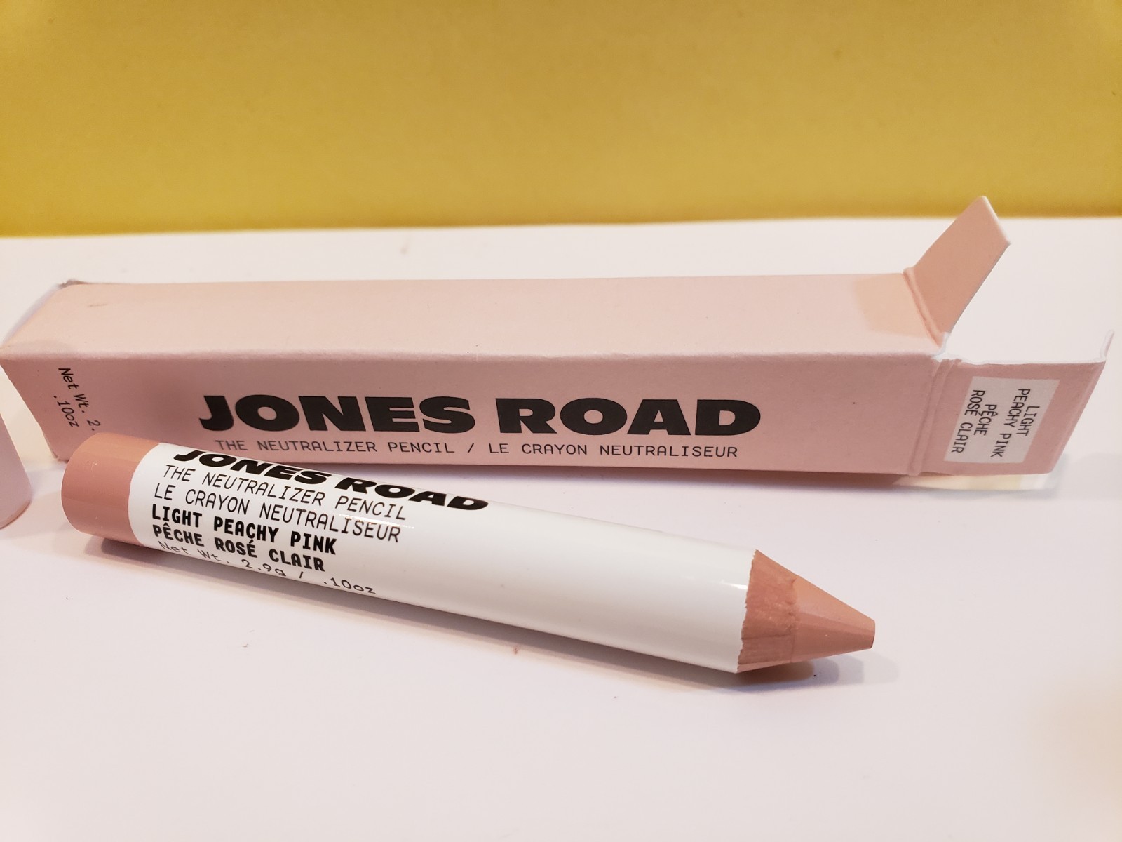 Jones Road ~ The Neutralizer Pencil ~ Light Peachy Pink ~ 0.1 oz ~ NIB