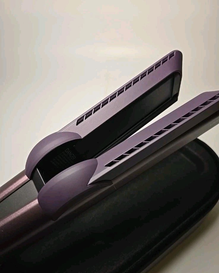 Dyson Airstrait Straightener Jasper Plum Limited Edition