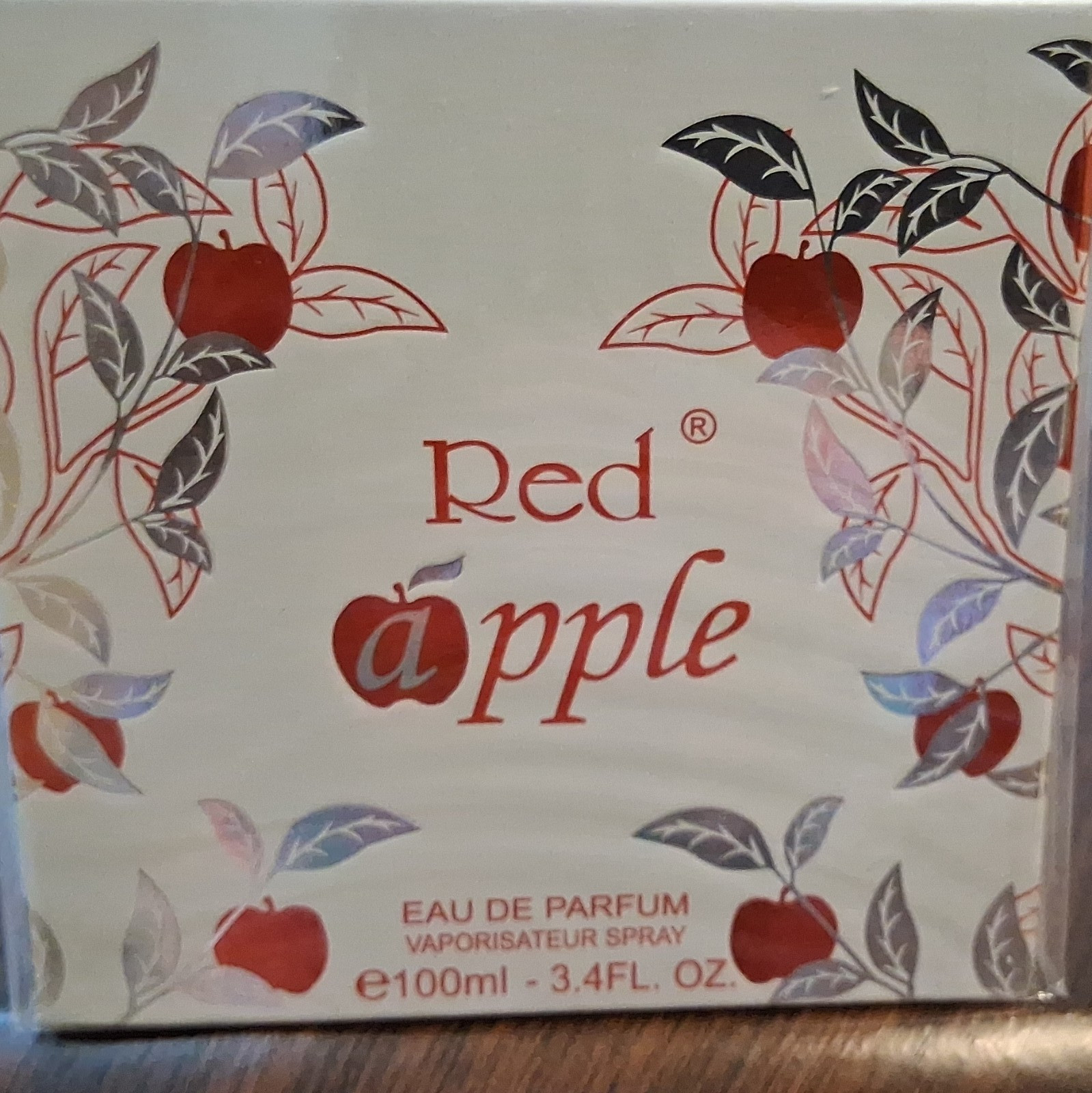 Red Red Apple Eau de Parfum Spray EDP, 3.4 fl oz / 100 ml Regular Size