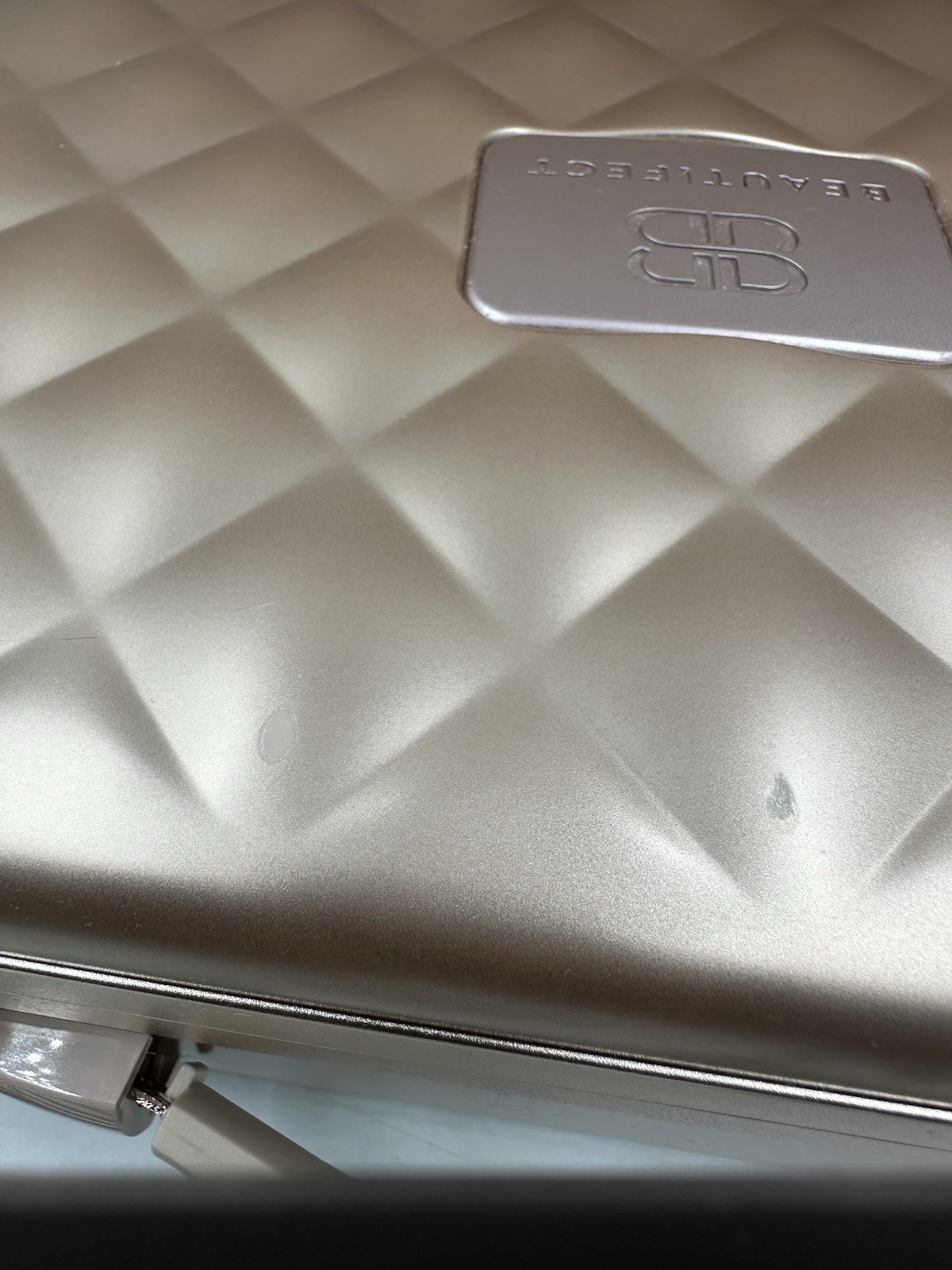 Beautifect Makeup Box Rose Gold Luxury Case W/Light-Broken Handle-See Photos