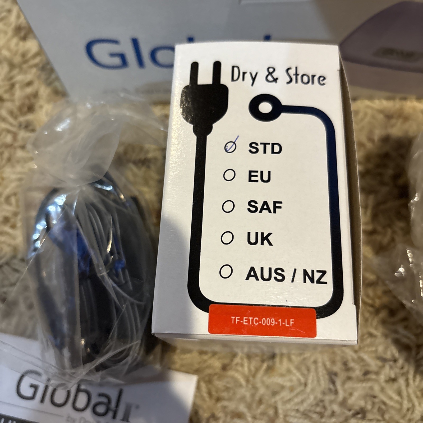 Dry and Store Global II UV-C Hearing Aid Dryer And Sanitizer TRG-AA￼